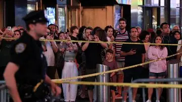 Penikaman Gemparkan Times Square New York, Satu Korban Luka