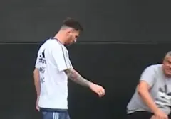 Lionel Messi Umumkan Pensiun dari Timnas Argentina, Ungkap Kelelahan dan Perasaan Campur Aduk