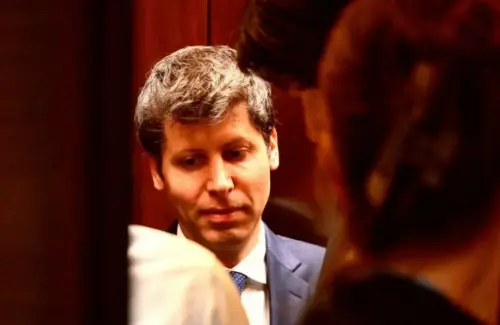 Penolakan Pusat Data AI Lumpuhkan Rencana Ekspansi OpenAI, Sam Altman Hadapi Ujian Kepercayaan Publik