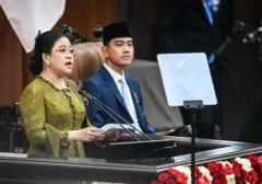DPR Sahkan 16 Rancangan Undang-Undang Menjadi Undang-Undang dalam Periode 2025-2026