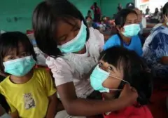 Debu Vulkanik Sinabung Hambat Kepulangan Warga Karo