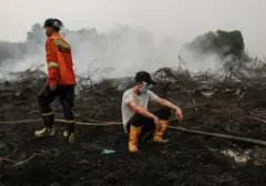 35 Pesawat Asing Turun Tangan Padamkan Karhutla Kalimantan, Pemerintah Akui Keterbatasan Alat