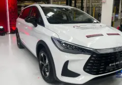 Kilas Balik Produksi Mobil Listrik BYD di Subang: Kombinasi Robot Canggih dan Sentuhan Manusia