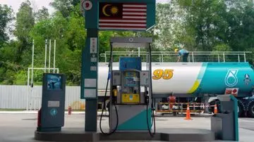 Malaysia Pangkas Harga BBM Non-Subsidi, Berbanding Terbalik dengan Indonesia