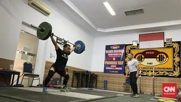 Tim Angkat Besi Indonesia Terbang ke Jepang Lebih Awal untuk Adaptasi Asian Games 2026