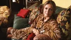 Gloria Steinem: Pionir Feminis yang Mengukir Perubahan Bagi Perempuan