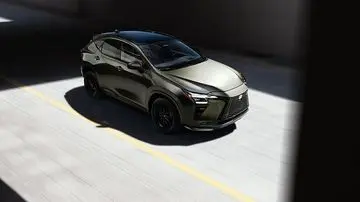 Lexus NX 350h Tampil dengan Wajah Baru dan Teknologi Hybrid Generasi Terbaru