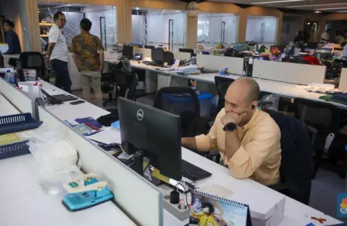 Ancaman Krisis Kemanusiaan: Integrasi AGI di Ruang Kerja Modern