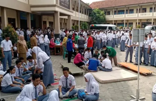 Sekolah Jamin Biaya Pengobatan Siswa Diduga Keracunan Makanan di Lasem