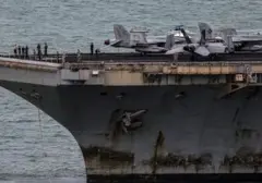 Kapal Induk USS Abraham Lincoln Tampil Kumuh Akibat 286 Hari Patroli Laut