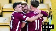 Kejutan Stenhousemuir: Shinnie Cetak Gol Tunggal Kalahkan Livingston, Kokoh di Puncak Championship