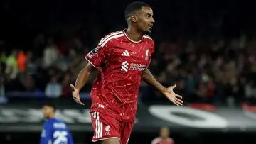 Dua Gol Isak Bawa Liverpool Raih Kemenangan Meyakinkan di Kandang Ipswich