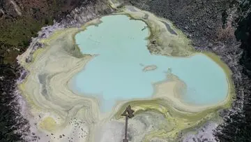 Kemarau Panjang Buat Air Kawah Putih Ciwidey Menyusut Drastis