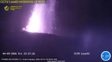 PVMBG: Erupsi Gunung Anak Krakatau Saat Ini Aman dari Ancaman Tsunami