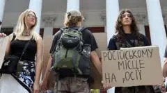 Odesa Pertimbangkan Larangan Bahasa Rusia dalam Seni Publik
