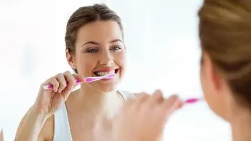 Dokter Ingatkan Manfaat Tak Membilas Sikat Gigi Hingga Tuntas: Fluoride Bekerja Lebih Lama