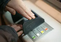 Jangan Timbun Uang di Rekening Bank, Maksimal Segini Menurut Pakar