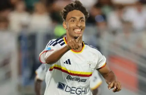 Cagliari vs Lecce: Duel Sengit di Sardinia Diprediksi Berujung Imbang 1-1