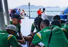 Perjalanan Darat-Laut Persebaya Surabaya dari Lampung Akibat Erupsi Gunung Anak Krakatau