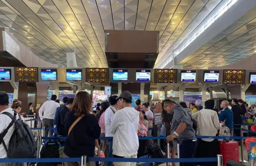 Erupsi Anak Krakatau Lumpuhkan Bandara Soetta, Ratusan Penerbangan Batal