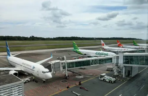 Erupsi Anak Krakatau Perpanjang Penutupan Bandara Soetta Hingga Siang, Ratusan Penerbangan Terganggu