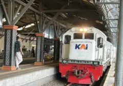 Jadwal Penerbangan Terganggu Erupsi Krakatau, KAI Malang Siapkan Kereta Tambahan