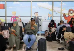 Abu Vulkanik Anak Krakatau Lumpuhkan 8 Bandara Hingga Tengah Malam