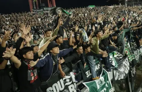 Setia Dukung PSS Sleman, Suporter Klaten Jelajahi 704 Km ke Bali