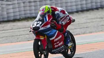 Kiandra Ramadhipa Raih 16 Poin dan Gelar Rider Terkencang di Valencia