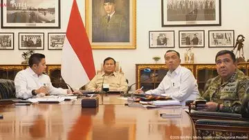 Prabowo Minta Daftar 8 Korporasi Terkait Lahan Sawit Baru Pasca Karhutla