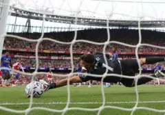 Xabi Alonso Ungkap Kelemahan Pertahanan Chelsea Pasca Kekalahan Kontra Arsenal