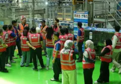 Aqua Undang Mitra Ritel Tinjau Langsung Fasilitas Produksi untuk Perkuat Transparansi