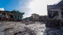 Nepal Tegas Jerat Pelaku Pelecehan Daring Korban Banjir