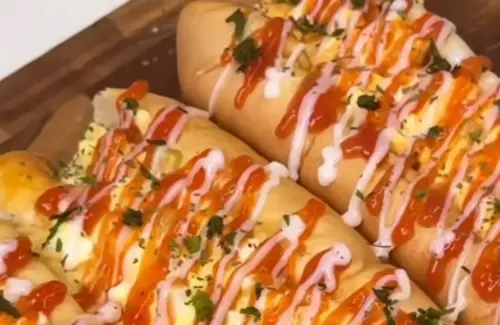 Japadog: Inovasi Hotdog Jepang dengan Sentuhan Egg Mayo dan Acar Buatan Sendiri