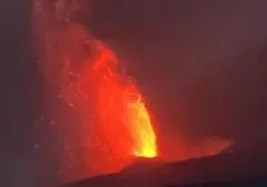 Letusan Krakatau 1883 Mengubah Spektrum Cahaya Matahari Global: Analisis Sains