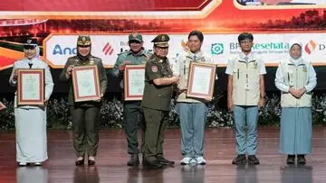 HUT ke-76 Satpol PP: Gubernur DKI Apresiasi Ketegasan dan Sisi Humanis Petugas