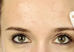 Tips Aman Membersihkan Makeup Saat Wajah Terpapar Abu Vulkanik