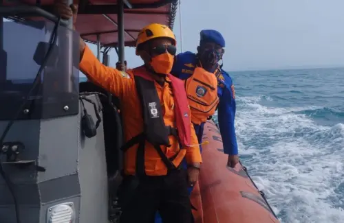 Speed Boat Pembawa Jurnalis Hilang Dekat Krakatau, Operasi SAR Masih Nihil