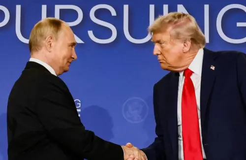Trump dan Putin Adakan Percakapan Telepon, Fokus pada Diplomasi dan Pertukaran Tahanan