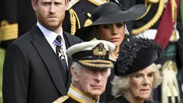 Surat Raja Charles III: Harry dan Meghan Kini Berstatus "Rakyat Biasa"