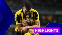 Gol Tendangan Bebas Razvan Marin Bawa AEK Athens Ungguli LASK di Liga Champions