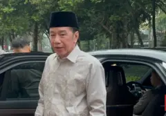 Pengacara Terdakwa Kasus Kuota Haji Desak Hakim Panggil Presiden Jokowi