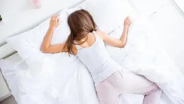 Posisi Tidur Ungkap Tabir Kepribadian: Kenali Diri Anda Lebih Dalam