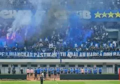 Ribuan Bobotoh Gelorakan Semangat Juang Persib Jelang Derby Klasik