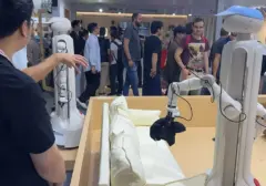 Robot Humanoid Siap Transformasi Kehidupan Sehari-hari, Debut di IFA 2026