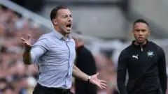 Pelatih Newcastle United Keberatan dengan Kartu Kuning di Laga Kontra Tim Rival