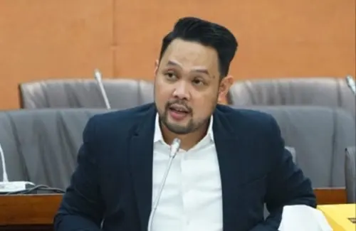 Gus Rivqy Dorong Garuda Indonesia Tinjau Ulang Kebijakan Bagasi Terbaru