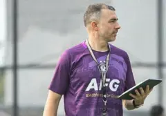 Strategi Marcos Reina Ungkap Titik Lemah Garudayaksa FC Jelang Duel Persik Kediri