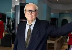 Museum Palazzo Venesia Hadirkan Pameran Karya Pierre Cardin