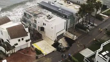 Sinkhole Mengancam Rumah Mewah Nicolas Cage di Malibu